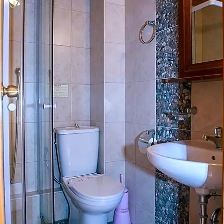 Nontas Hotel 3*